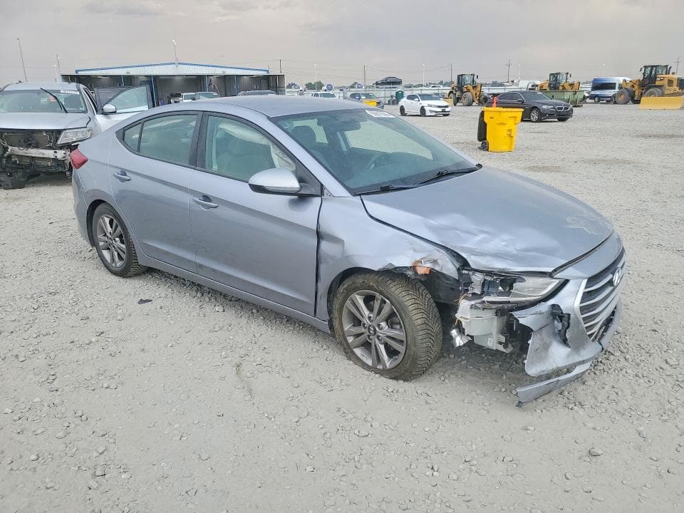 2017 HYUNDAI ELANTRA SE 4