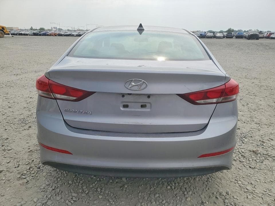 2017 HYUNDAI ELANTRA SE 6
