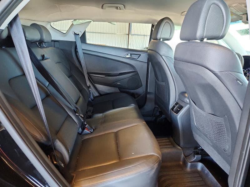 2017 HYUNDAI TUCSON SE PLUS 11