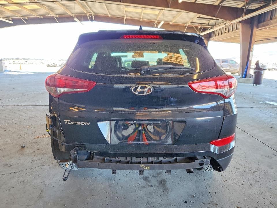2017 HYUNDAI TUCSON SE PLUS 6
