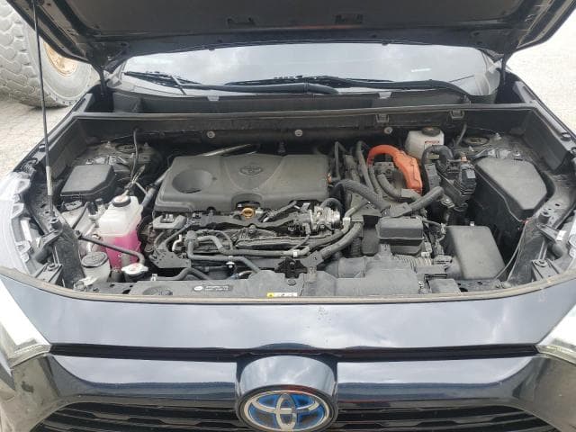 2022 TOYOTA RAV4 SE SE 11