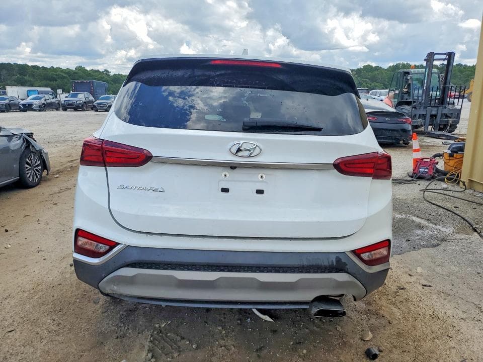 2020 HYUNDAI SANTA FE SEL 6