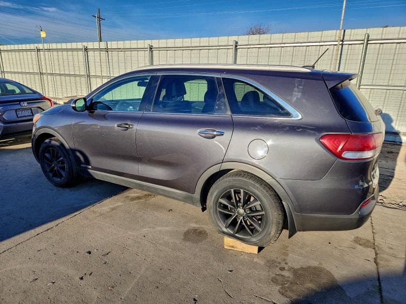 2017 KIA SORENTO LX 2