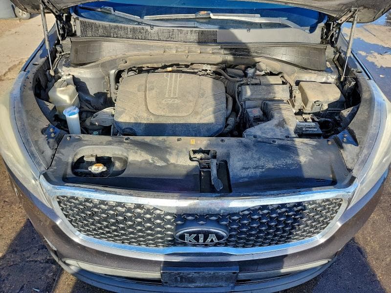 2017 KIA SORENTO LX 12