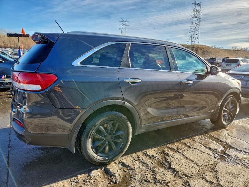 2017 KIA SORENTO LX 3