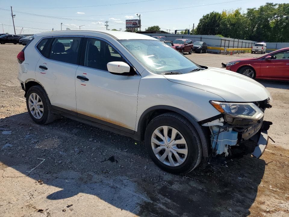 2017 NISSAN ROGUE S 4