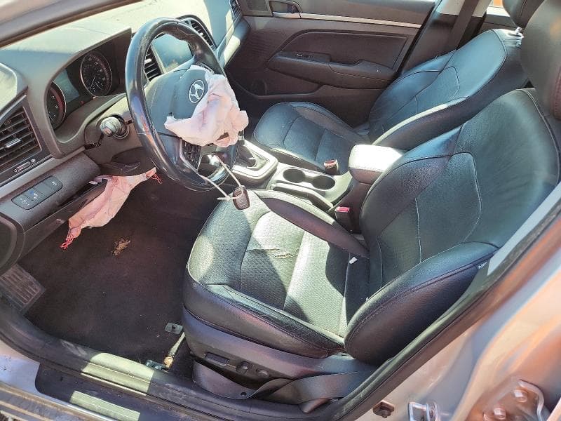 2017 HYUNDAI ELANTRA LIMITED 7