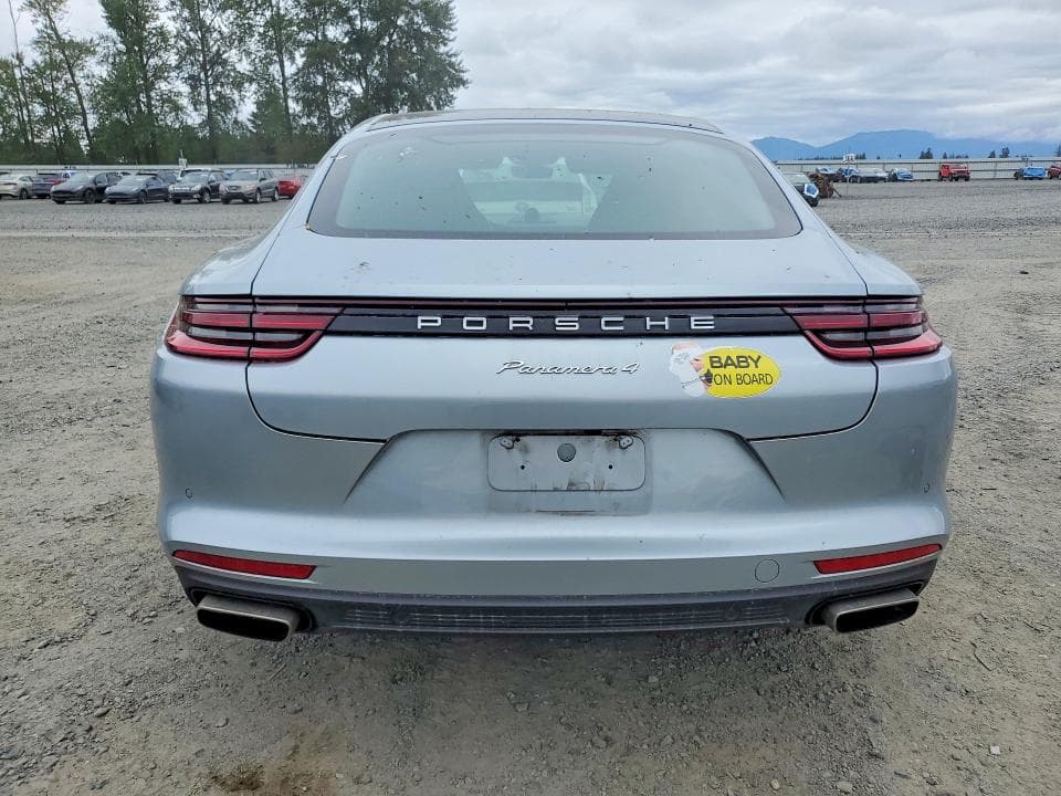 2020 PORSCHE PANAMERA BASE 6