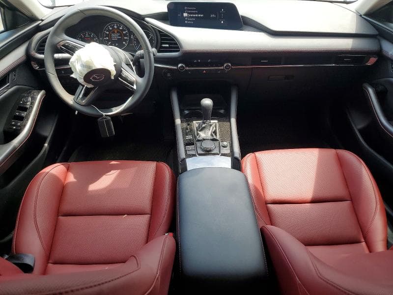 2024 MAZDA 3 PREFERRED 8