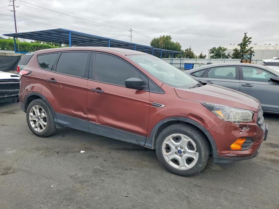 2018 FORD ESCAPE S 4