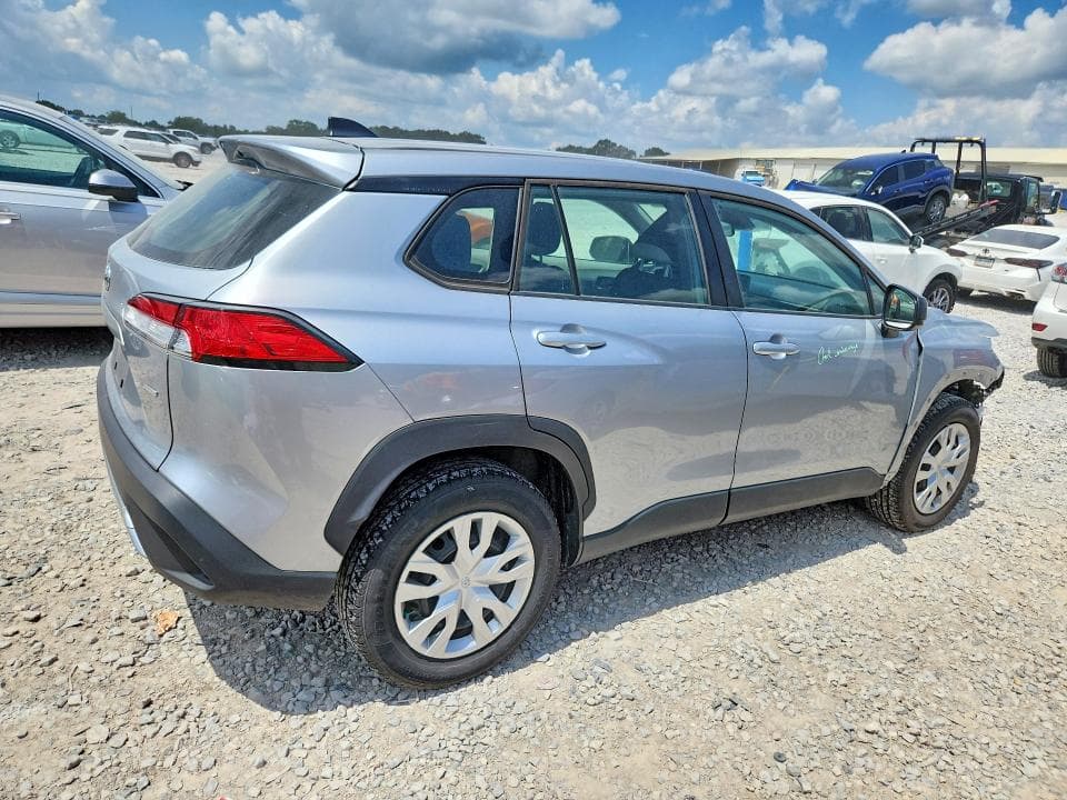 2022 TOYOTA COROLLA CROSS L 3
