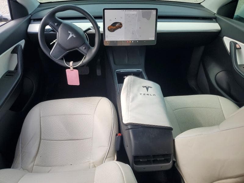 2021 TESLA MODEL Y 8