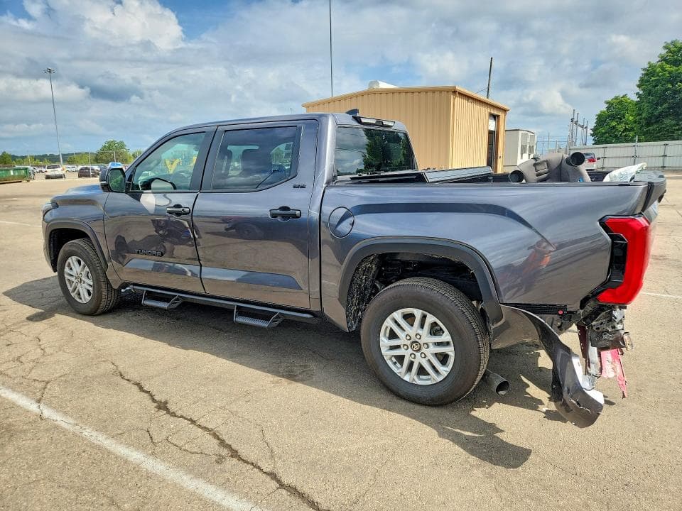 2025 TOYOTA TUNDRA SR5 2