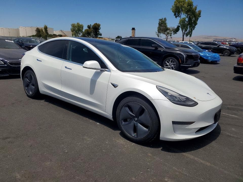 2020 TESLA MODEL 3 4