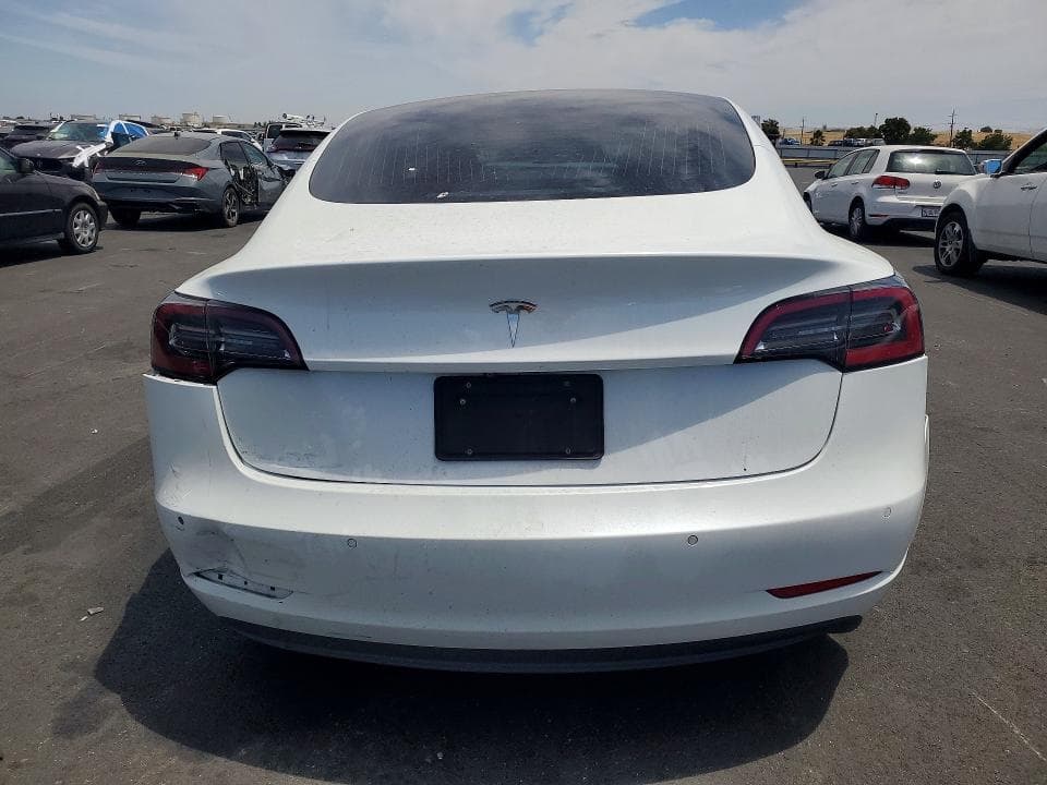 2020 TESLA MODEL 3 6