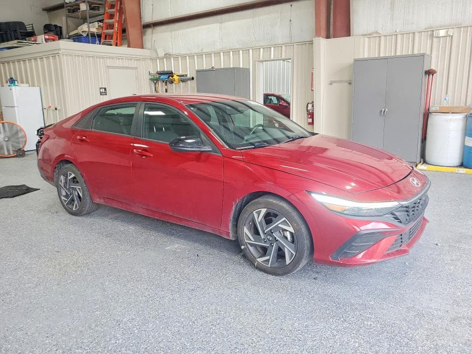 2025 HYUNDAI ELANTRA SEL SPORT 4
