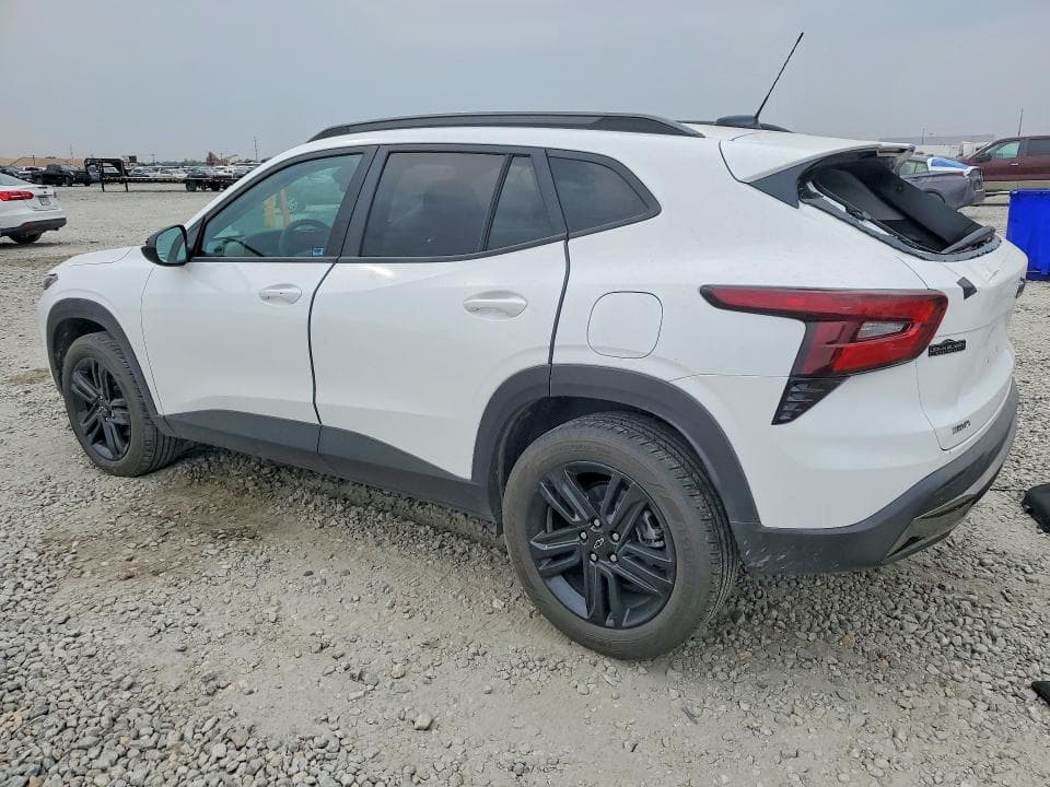 2024 CHEVROLET TRAX ACTIV 2