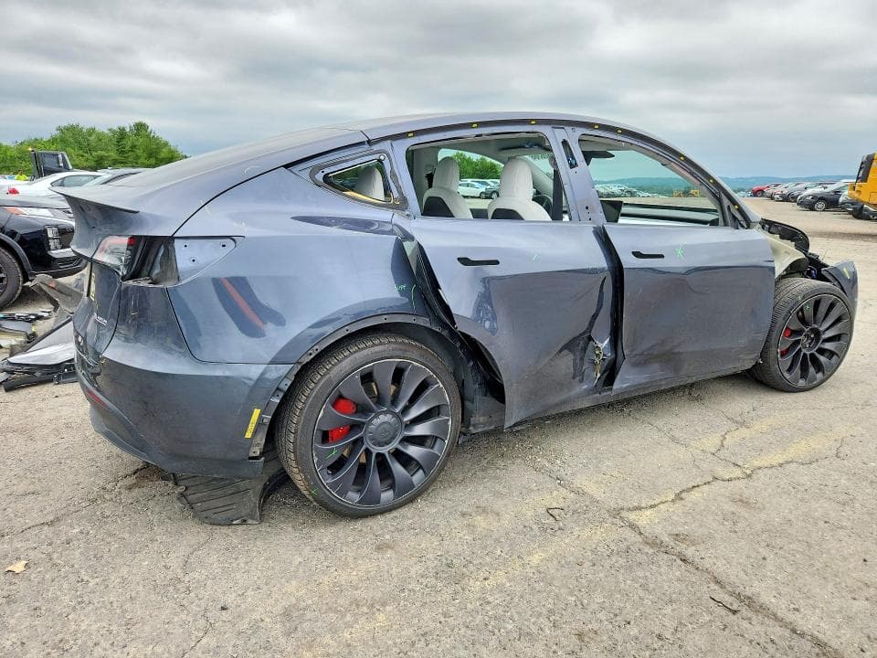 2022 TESLA MODEL Y 3