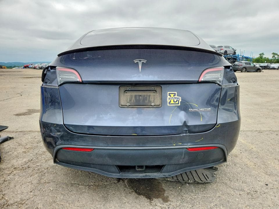 2022 TESLA MODEL Y 6