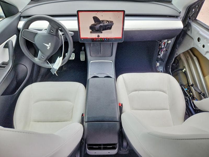 2022 TESLA MODEL Y 8