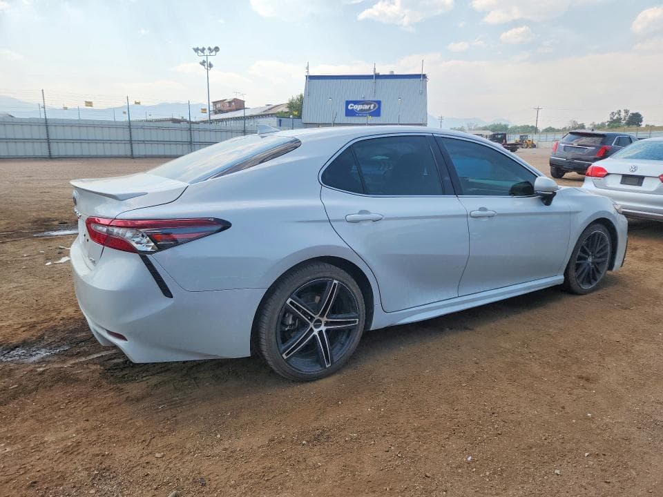 2023 TOYOTA CAMRY XSE 3