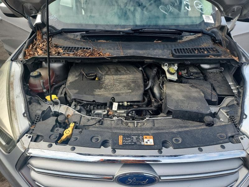 2017 FORD ESCAPE SE SE 11