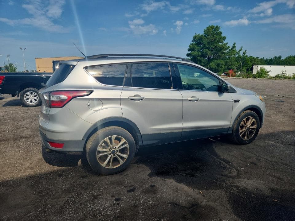 2017 FORD ESCAPE SE SE 3