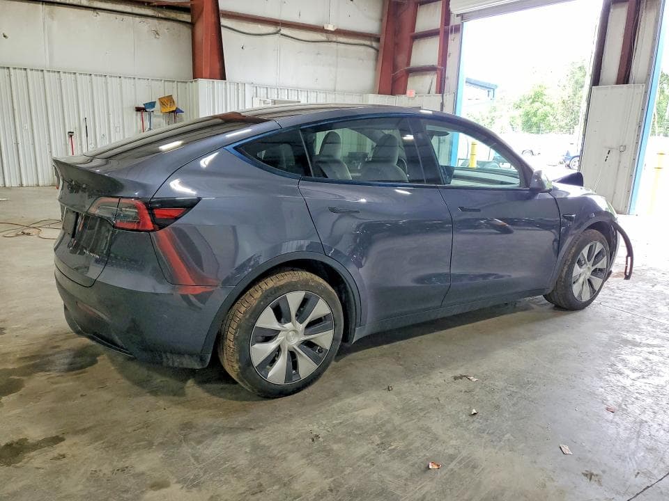 2023 TESLA MODEL Y 3