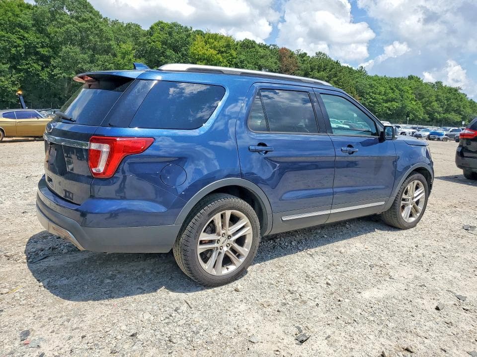2017 FORD EXPLORER XLT 3