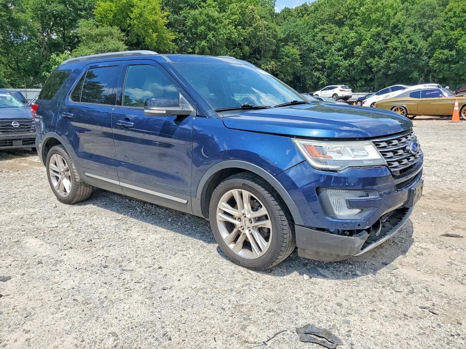 2017 FORD EXPLORER XLT 4