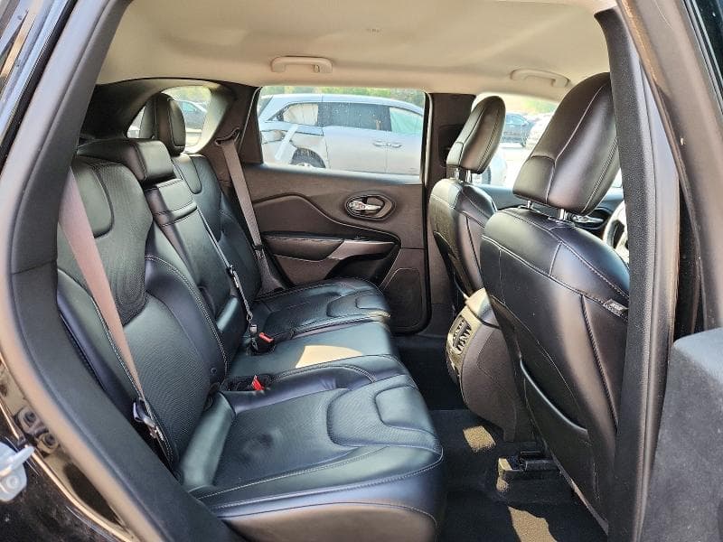 2019 JEEP CHEROKEE LIMITED LIMITED 11