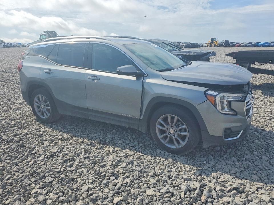 2024 GMC TERRAIN SLT 4
