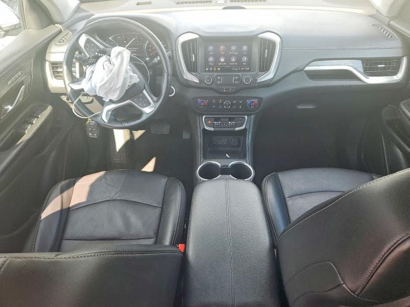 2024 GMC TERRAIN SLT 8