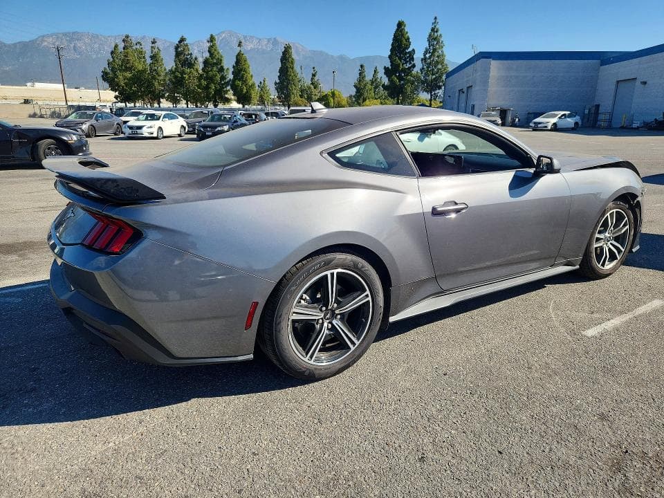 2024 FORD MUSTANG 3
