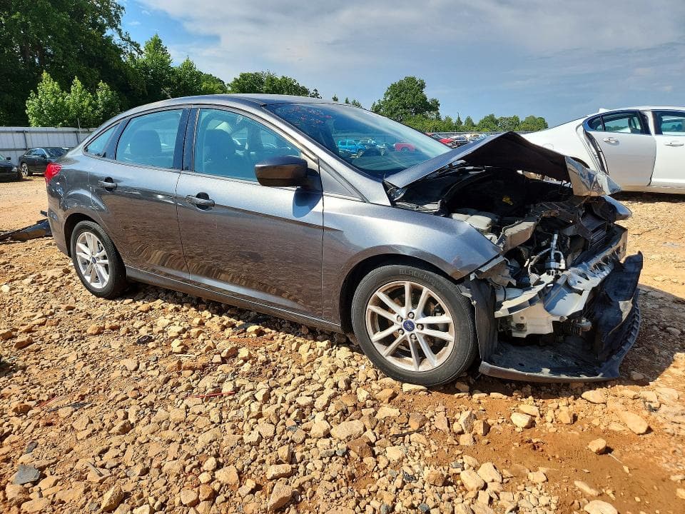 2018 FORD FOCUS SE 4