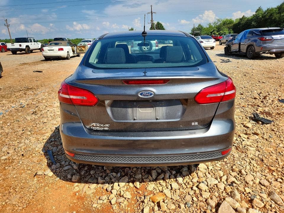 2018 FORD FOCUS SE 6