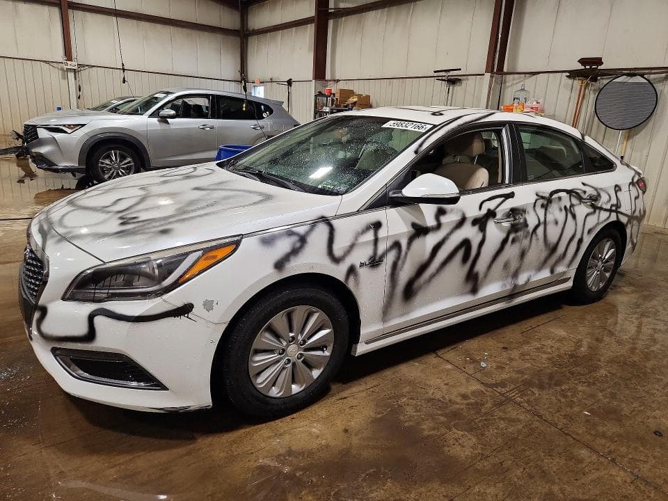 2017 HYUNDAI SONATA HYBRID SE