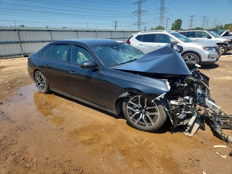 2024 BMW 740 XI 4
