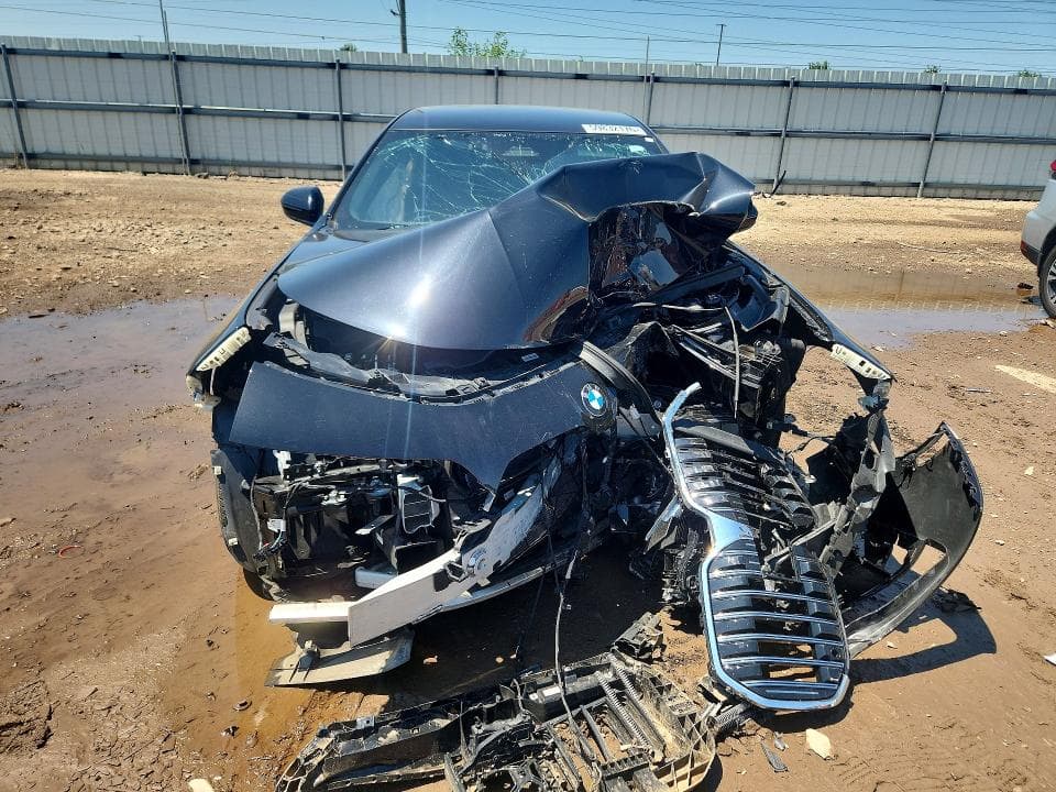 2024 BMW 740 XI 5