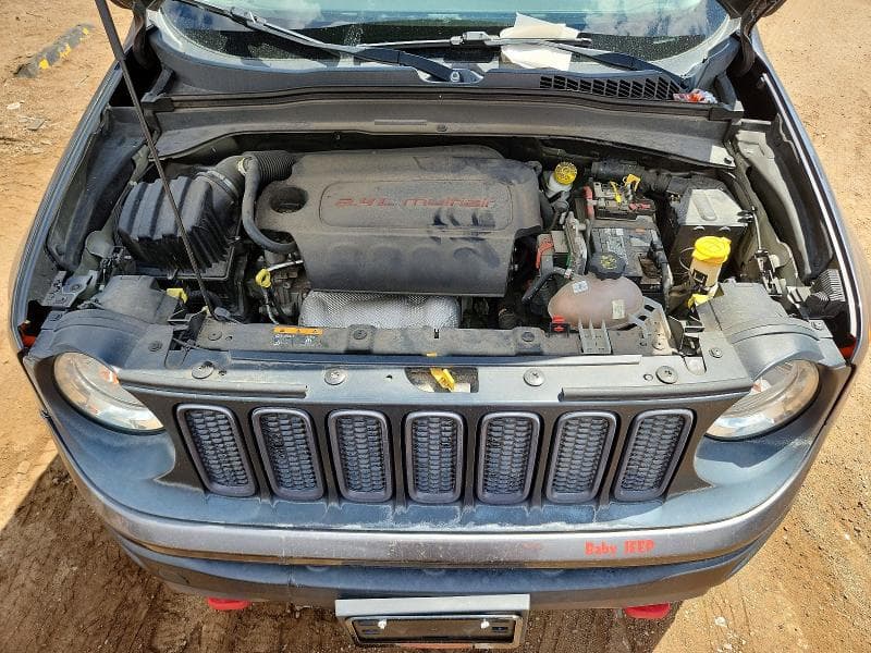 2017 JEEP RENEGADE TRAILHAWK 11