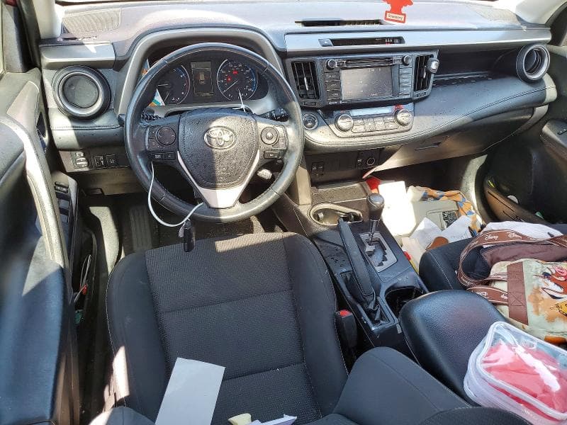 2018 TOYOTA RAV4 XLE 8