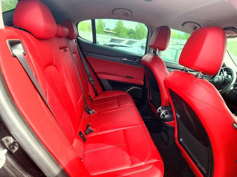 2019 ALFA ROMEO STELVIO 11