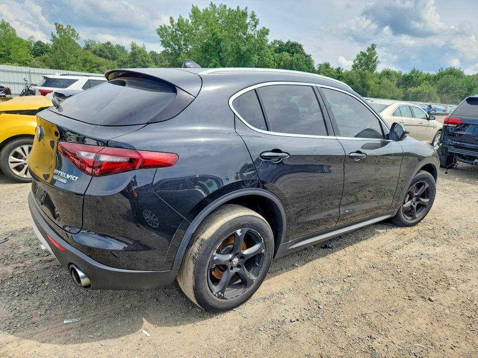 2019 ALFA ROMEO STELVIO 3