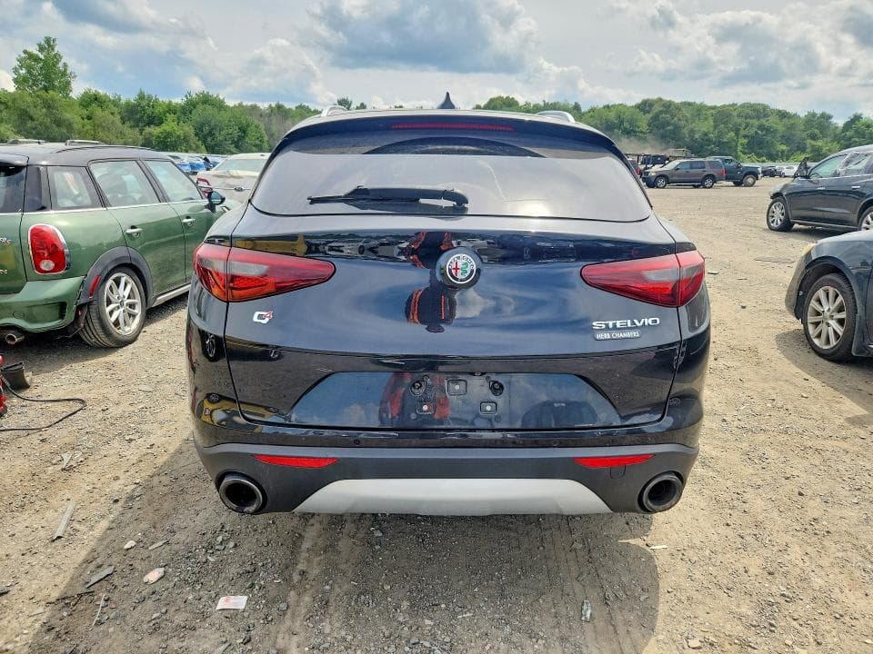 2019 ALFA ROMEO STELVIO 6