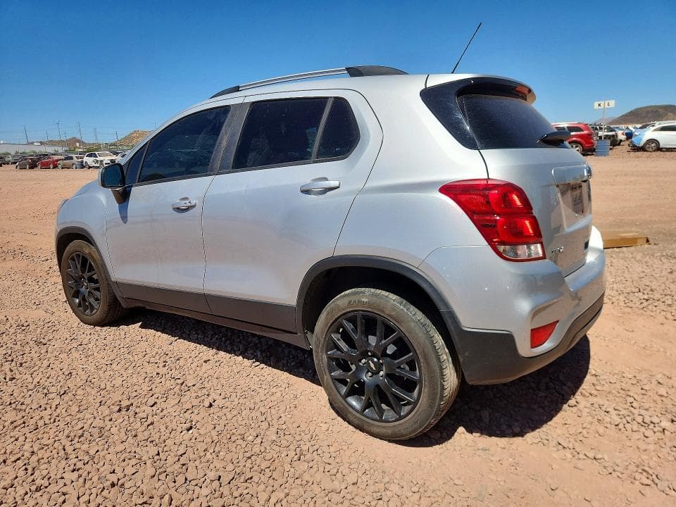 2021 CHEVROLET TRAX 1LT 2