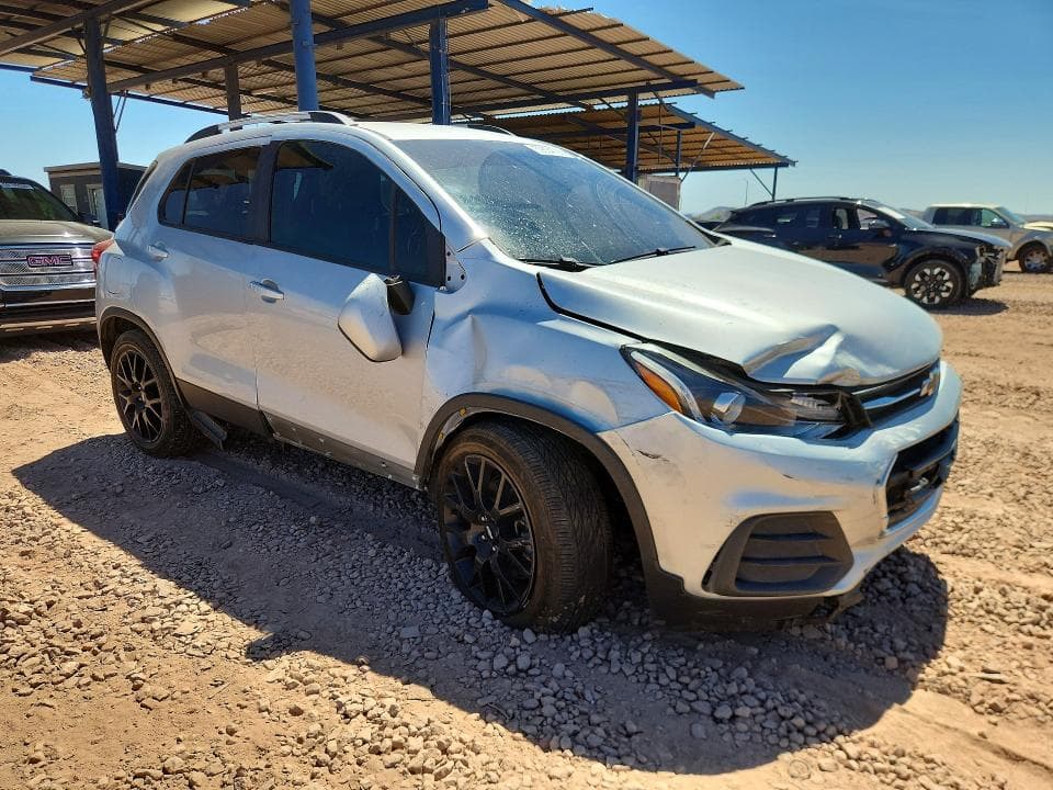 2021 CHEVROLET TRAX 1LT 4
