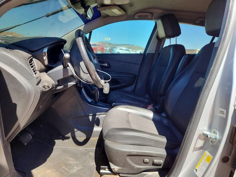 2021 CHEVROLET TRAX 1LT 7