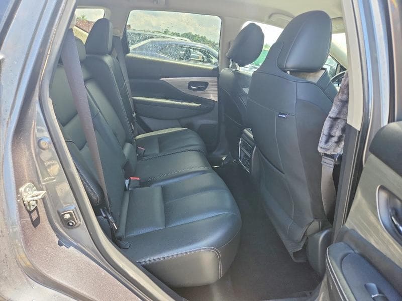 2018 NISSAN MURANO S 11