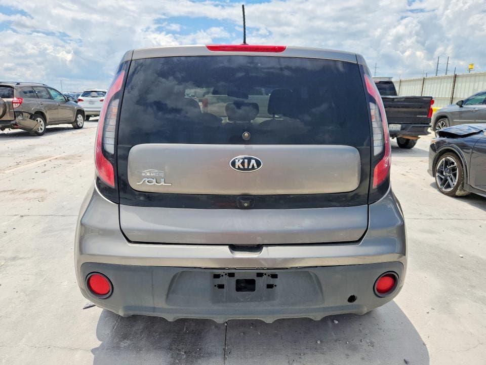 2017 KIA SOUL BASE 6