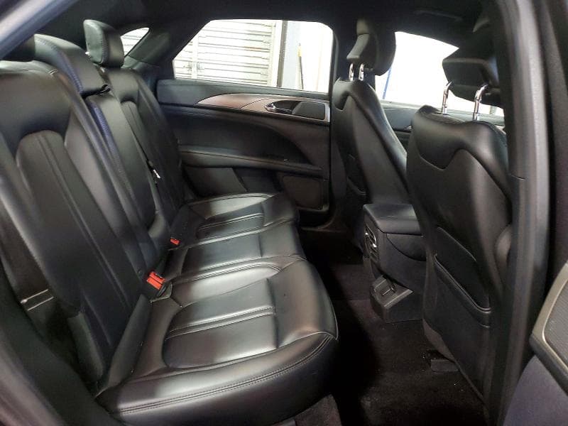2017 LINCOLN MKZ PREMIERE 10